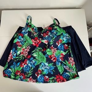30/32W Two Piece Tankini and Swim Skirt